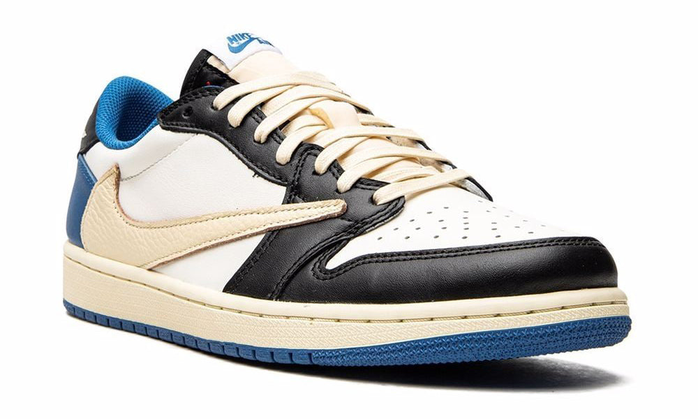 Travis Scott x Air Jordan 1 Low OG SP sneakers