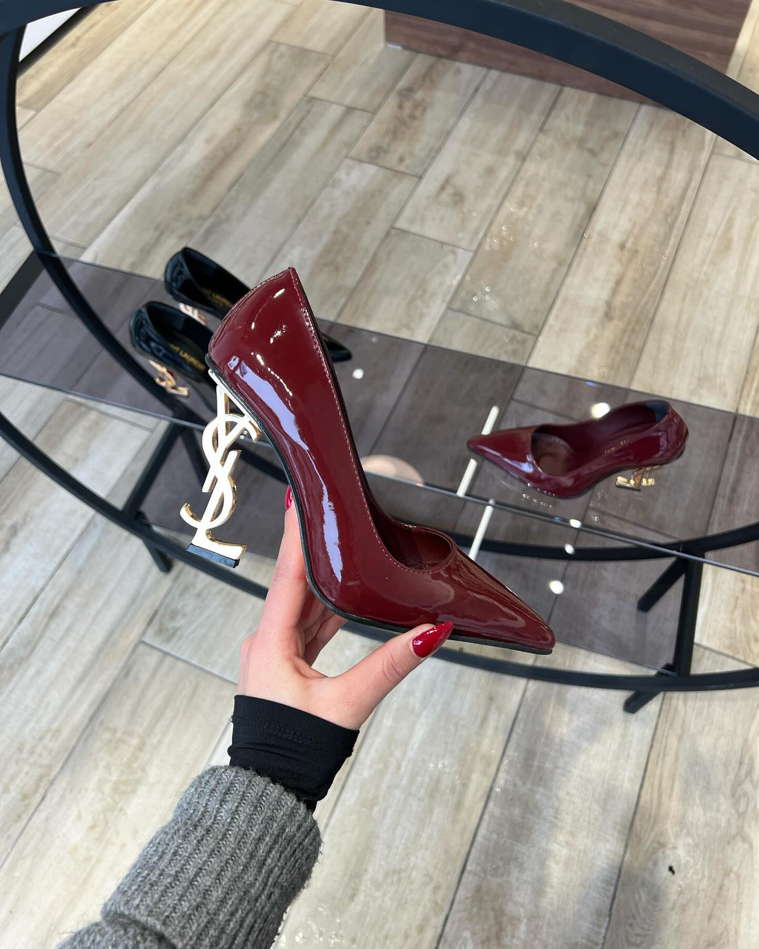 Saint Laurent Opyum Pumps Burgandy
