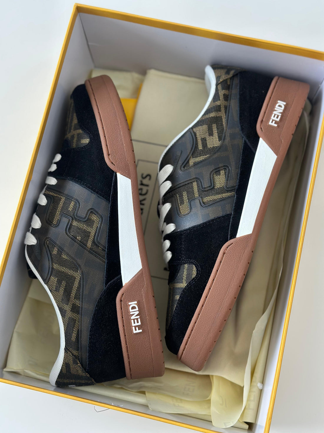 Fendi Match ‘FF Jacquard – Black/Brown’ Low-Top Sneakers)