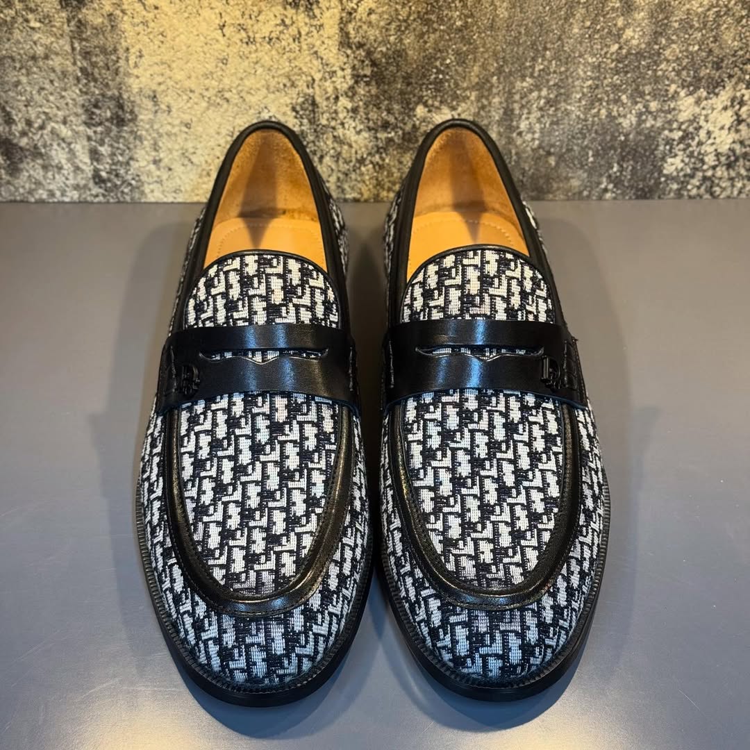 Dior Granville loafers in black suede