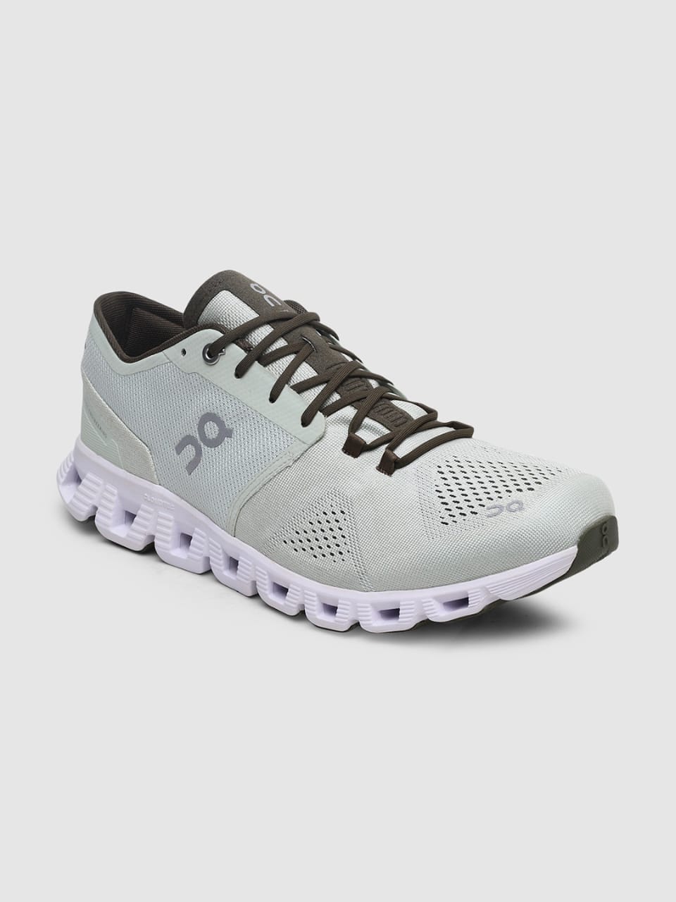 On Cloud X Lvory Flame