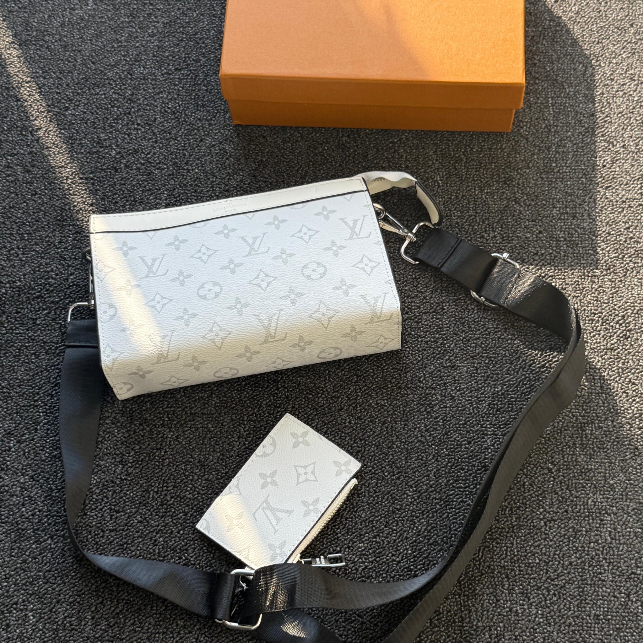Louis Vuitton Gaston Wearable Wallet