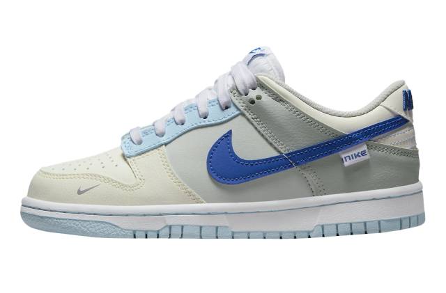 Nike Dunk Low Ivory Hyper Royal